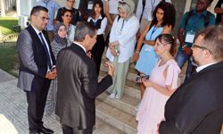Dışişleri Bakanı Ertuğruloğlu, BAÜ Kıbrıs Öğrencilerini Kıbrıs Konusunda Bilgilendirdi
