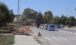 Gazimağusa Belediyesi Trafiği Rahatlatmak Amacıyla Topçu Bulvarı’nda Yol Genişletme Çalışması Yapıyor