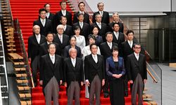 Japonya Başbakanı Kişida, iki yılda kabinesini ikinci kez değiştirdi