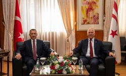Meclis Başkanı Töre, TBMM Dışişleri Komisyonu Heyetini Kabul Etti
