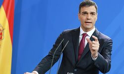 İspanya Başbakanı Sanchez'den, Kilisedeki Cinsel İstismar Vakalarının Mağdurlarına Destek