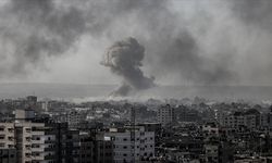 Gazze'deki Hükümet: İsrail Saldırılarında Gazze'ye 18 Bin Tondan Fazla Patlayıcı Atıldı