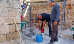 Venedik Sarayı binasının duvarları sağlamlaştırılıyor