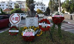Ziya Rızkı 29’uncu Ölüm Yıl Dönümünde Anıldı: "Kıbrıs Türk Halkının Sevgi Ve Saygısını Kazanan Bir Liderdi..."