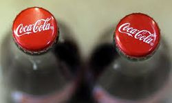 Coca Cola, Hırvatistan'da Yaşanan Zehirlenme Vakaları Nedeniyle Bazı Ürünlerini Raftan Çekiyor