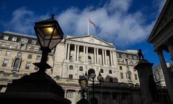 İngiltere Merkez Bankası, Politika Faizini Sabit Tuttu