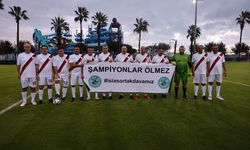 Cumhuriyet Meclisi ve TBMM Futbol Takımları Cumhuriyet anısına Antalya’da futbol maçı yaptı