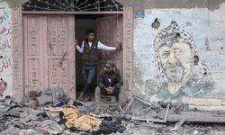 İsrail'in Gazze'de İki Okula Düzenlediği Saldırılarda En Az 50 Sivil Hayatını Kaybetti
