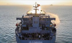 ABD'nin Kızıldeniz'de Koalisyon Kurmasının Ardından İran, 55 Bin Kişilik Deniz Milisleri Oluşturdu