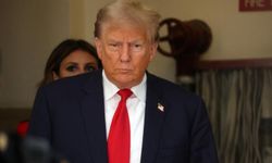 Eski ABD Başkanı Trump'ın Avukatı Hakaret Davasında Yaklaşık 150 Milyon Dolar Tazminat Ödeyecek