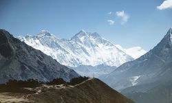 "Himalaya Buzullarının Erimesi İklim Değişikliğinin Etkilerini Azaltıyor Olabilir"