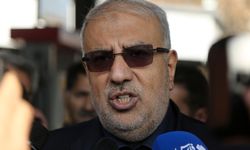 İran Petrol Bakanı, Akaryakıt İstasyonlarına İsrail'in Siber Saldırı Düzenlediğini Doğruladı