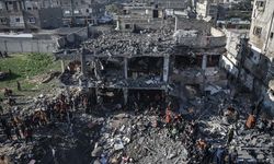 İsrail Ordusu, Gazze Şeridi'nin Güneyi ve Kuzeyine Düzenlediği Saldırılarda 76 Filistinliyi Öldürdü