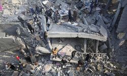 İsrail'in Gazze'deki Cibaliya Mülteci Kampı'na Düzenlediği Saldırıda 100'den Fazla Kişi Öldü