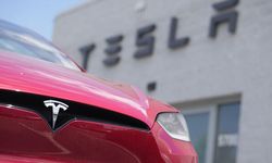 Tesla, ABD'de 120 Bin 423 Aracını Geri Çağırdı