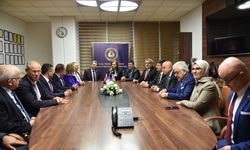 TC-KKTC Parlamentolar Arası Dostluk Grubu DAÜ’yü Ziyaret Etti