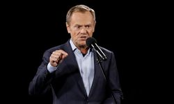 Polonya Başbakanı Tusk, önceki hükümeti "Pegasus casus yazılımı" kullanmakla suçladı