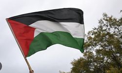 Filistin: İsrail, Gazze'ye Yardımların Karadan Girişini Engelleyerek İşgali Sağlamlaştırmayı Hedefliyor