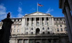 İngiltere Merkez Bankası, Politika Faizini Yüzde 5,25'te Sabit Tuttu