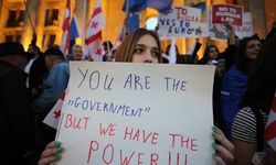 AB'den Gürcistan'a “yabancı etki" Yasası Uyarısı: Adaylık Sürecini Zorlaştırır