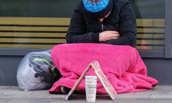 Almanya'da Nüfusun Yüzde 21'i Yoksulluk Ve Mahrumiyet İçinde
