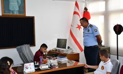 Girne Ve İskele Polis Müdürleri, 23 Nisan Ulusal Egemenlik Ve Çocuk Bayramı Nedeniyle Çocukları Kabul Etti