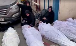 Hamas: "Şifa Hastanesi Ve Çevresinde Elleri Bağlı Diri Diri Gömülmüş Cenazeler Bulundu"