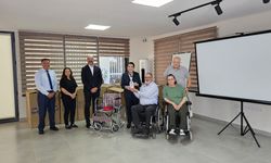 Ramadan Cemil Ailesi, Kıbrıs Türk Ortopedik Özürlüler Derneği’ne 20 Tekerlekli Sandalye Hediye Etti