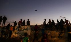 Ürdün, İsrail Saldırıları Altındaki Gazze'ye Havadan Yardım İndirdi