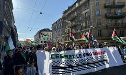 Cenevre'de On Bini Aşkın Kişi "Gazze'de Soykırım Durdurulsun" Çağrısıyla Yürüdü