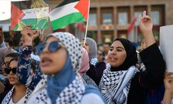 Fas'ta Binlerce Kişi Gazze'ye İnsani Yardım Girişlerini Engelleyen İsrail'i Protesto Etti
