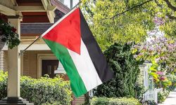 Filistin Bayrağı Asan Kişinin Evinin Önüne Bomba Yerleştiren Avustralyalıya Hapis Cezası