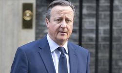 İngiltere Dışişleri Bakanı Cameron, Gazze'de Yardım Görevlilerine Yapılan Saldırıları Kınadıklarını Bildirdi
