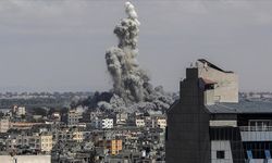 İsrail, 1.5 Milyon Kişinin Sığındığı Refah’ta 50’den Fazla Yeri Havadan Bombaladı