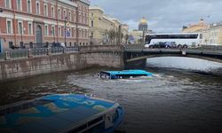 Rusya'da Yolcu Otobüsünün Nehre Düşmesi Sonucu 4 Kişi Öldü