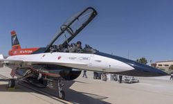 Yapay Zekalı F-16 İle Pilot Kontrolündeki F-16 Arasında 'İt Dalaşı'