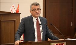 Erhürman: Istifa denen onurlu bir müessese var