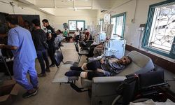 Gazze'deki Hükümet, 15 Bin Yaralı Ve Hastanın Yurt Dışında Tedaviye İhtiyaç Duyduğunu Açıkladı
