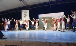 HASDER Halk Dansları Ekibi Arnavutluk'ta Festivale Katıldı