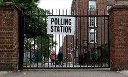 İngiltere Genel Seçimlerinde Oy Kullanma İşlemi Başladı