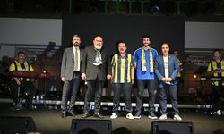 KKTC Fenerbahçeli İş İnsanları Derneği'nden Dünya Fenerbahçeliler Günü Balosu