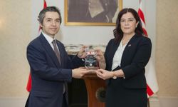 KKTC Londra Temsilciliği’nden Türkiye Cumhuriyeti Londra Büyükelçisi’ne Teşekkür Ziyareti…