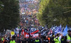 Avustralya'da On Binlerce İşçi, Hükümetin Sendika Yönetimine El Koymasını Protesto Etti