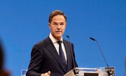 Rutte: “Zelenski’nin “Zafer Planı”nı Tümüyle Desteklediğimizi Açıklayamam”