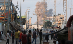 İsrail'in Gazze'nin Güneyindeki Su Dolum İstasyonunu Bombalaması Sonucu 8 Kişi Öldü