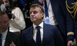 Macron'un Azledilmesi Teklifi Reddedildi