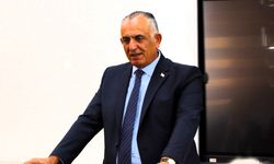 Milli Eğitim Bakanı Çavuşoğlu, Karpaz Meslek Lisesi'nde Kurulan Dil Laboratuvarının Açılışını Yaptı