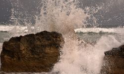 Meteorolojiden "denizlerde fırtınamsı rüzgar" uyarısı