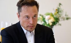 Alman hükümeti, Elon Musk'ın AfD'yi destekleyen açıklamalarıyla seçimleri etkilemeye çalıştığını belirtti