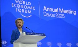 AB Komisyonu Başkanı Von Der Leyen'den Trump'a Mesaj: “Birbirimize Karşı Yarışmıyoruz”